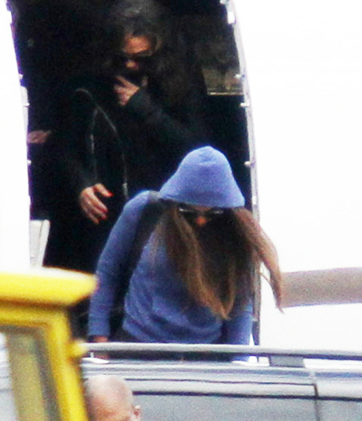 Beyonce arrived in Belgrade, Serbia with Momma Tina Knowles