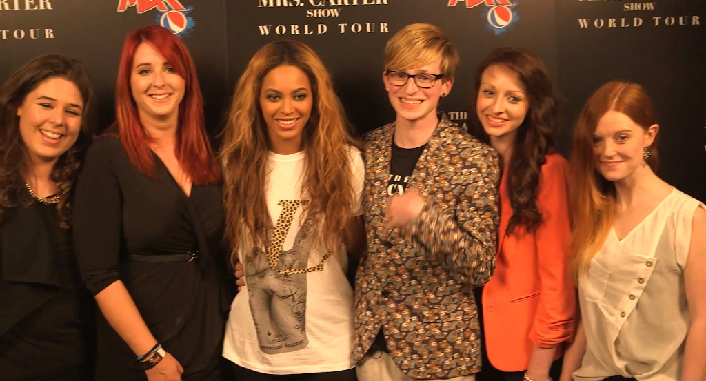 Alex Bean backstage meeting Beyonce after 'The Mrs. Carter Show